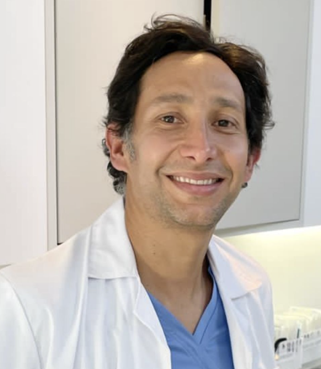 Dr. Cristián Molina Gutiérrez